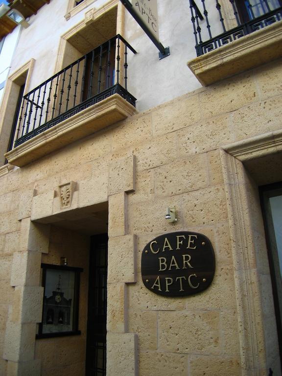 Hotel Hospederia El Convento Estremera Exterior foto